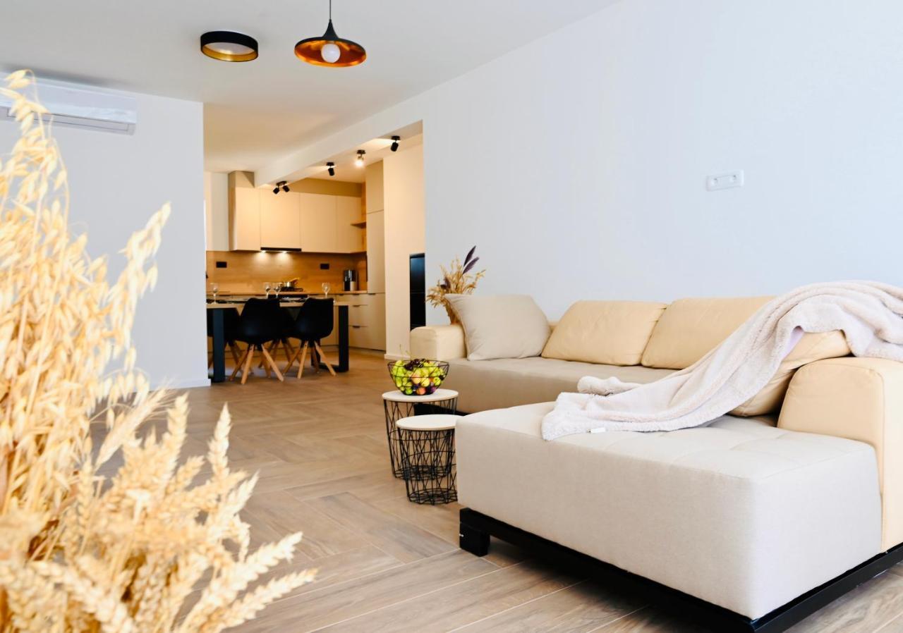 Adorable Holiday Apartment Малинска Экстерьер фото